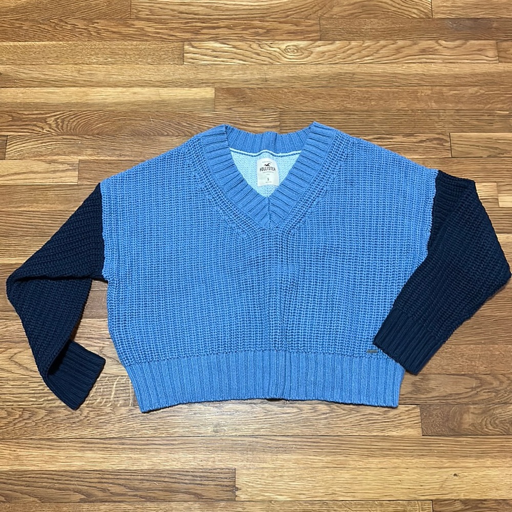 Hollister Blue Knit Sweater